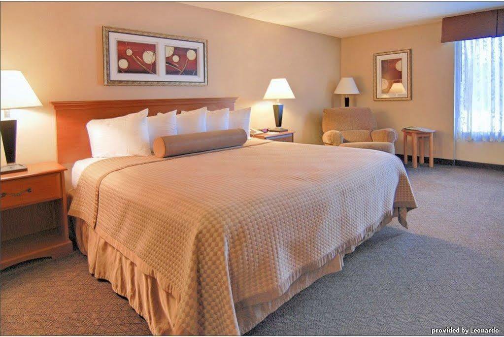 เบสท์ เวสเทิร์น ครอสโร้ด ออฟ เดอะ บลัฟส์ Hotel เคาน์เซิลบลัฟส์ ภายนอก รูปภาพ