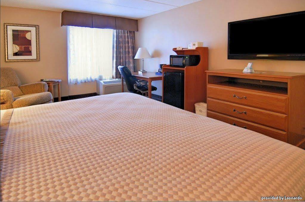 เบสท์ เวสเทิร์น ครอสโร้ด ออฟ เดอะ บลัฟส์ Hotel เคาน์เซิลบลัฟส์ ภายนอก รูปภาพ